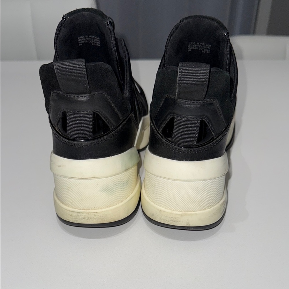 Stylish Black Women's Sneakers Michel Kols - Picture 4 of 9